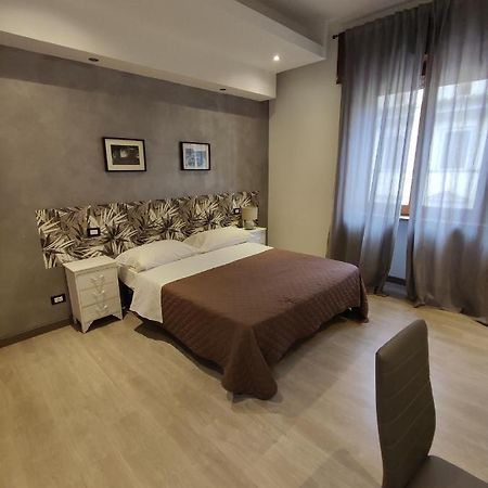 Bed and Breakfast FAVorIT Rom Exterior foto