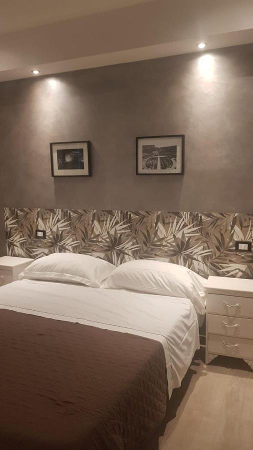 Bed and Breakfast FAVorIT Rom Exterior foto