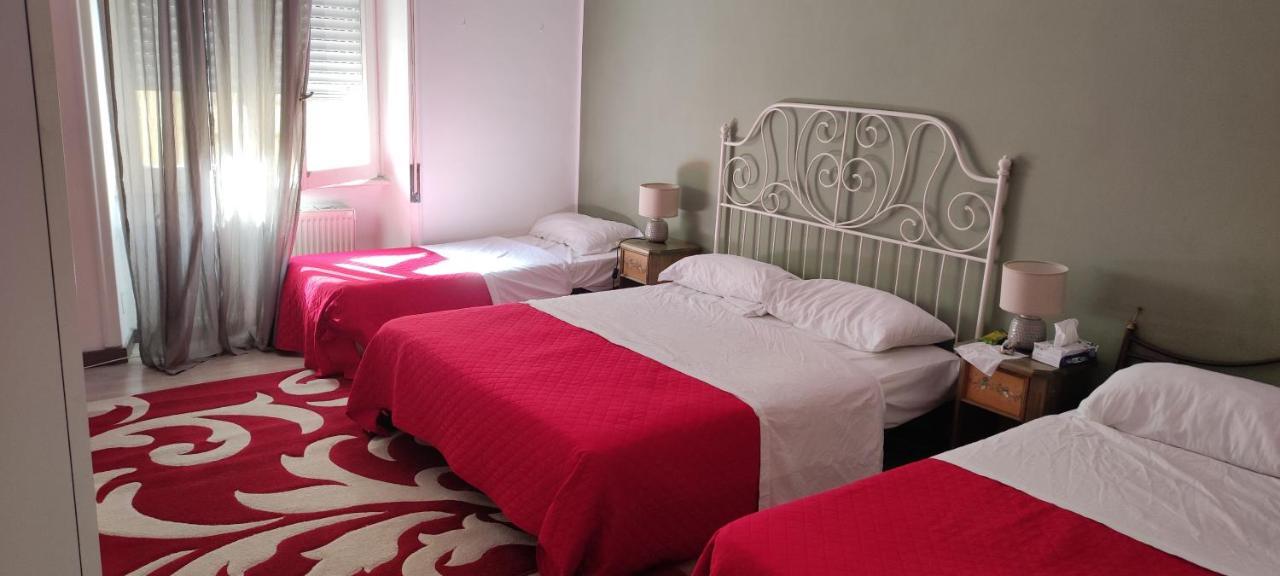 Bed and Breakfast FAVorIT Rom Exterior foto
